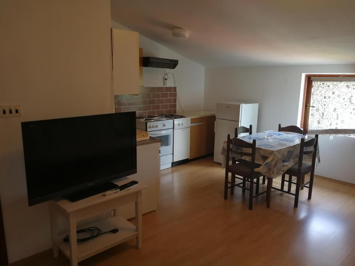 ביוגראד נה מורו Apartmani Nea מראה חיצוני תמונה