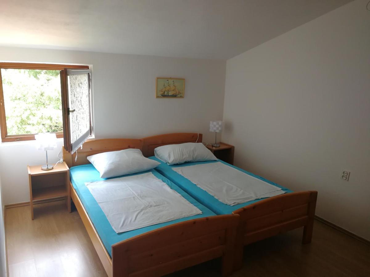 ביוגראד נה מורו Apartmani Nea מראה חיצוני תמונה